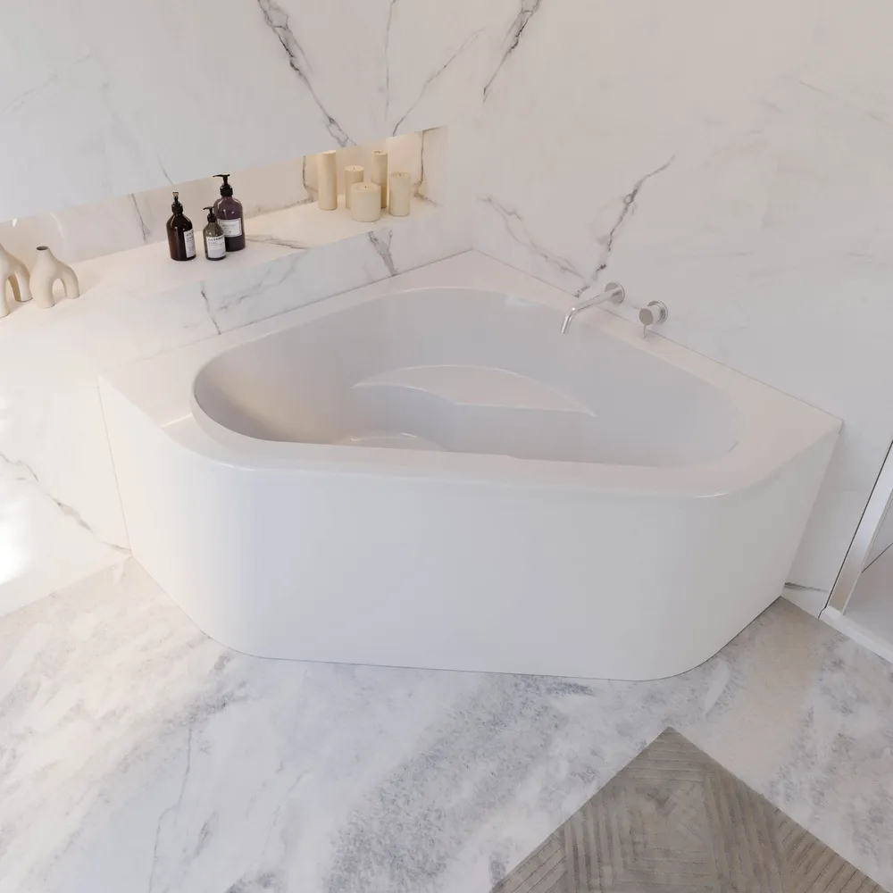 Ambiente Bild. Eingebaute Eckbadewanne von schräg oben