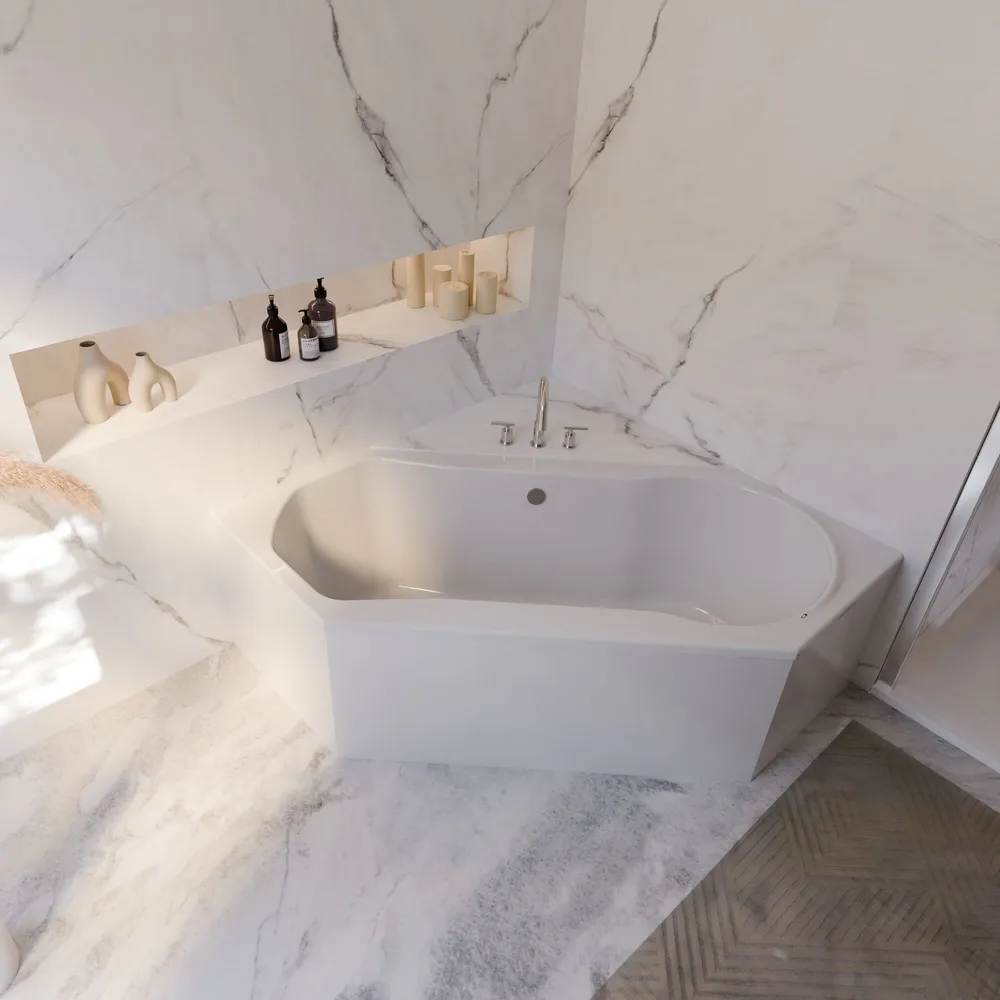 Ambiente Bild. Eingebaute Badewanne von schräg oben