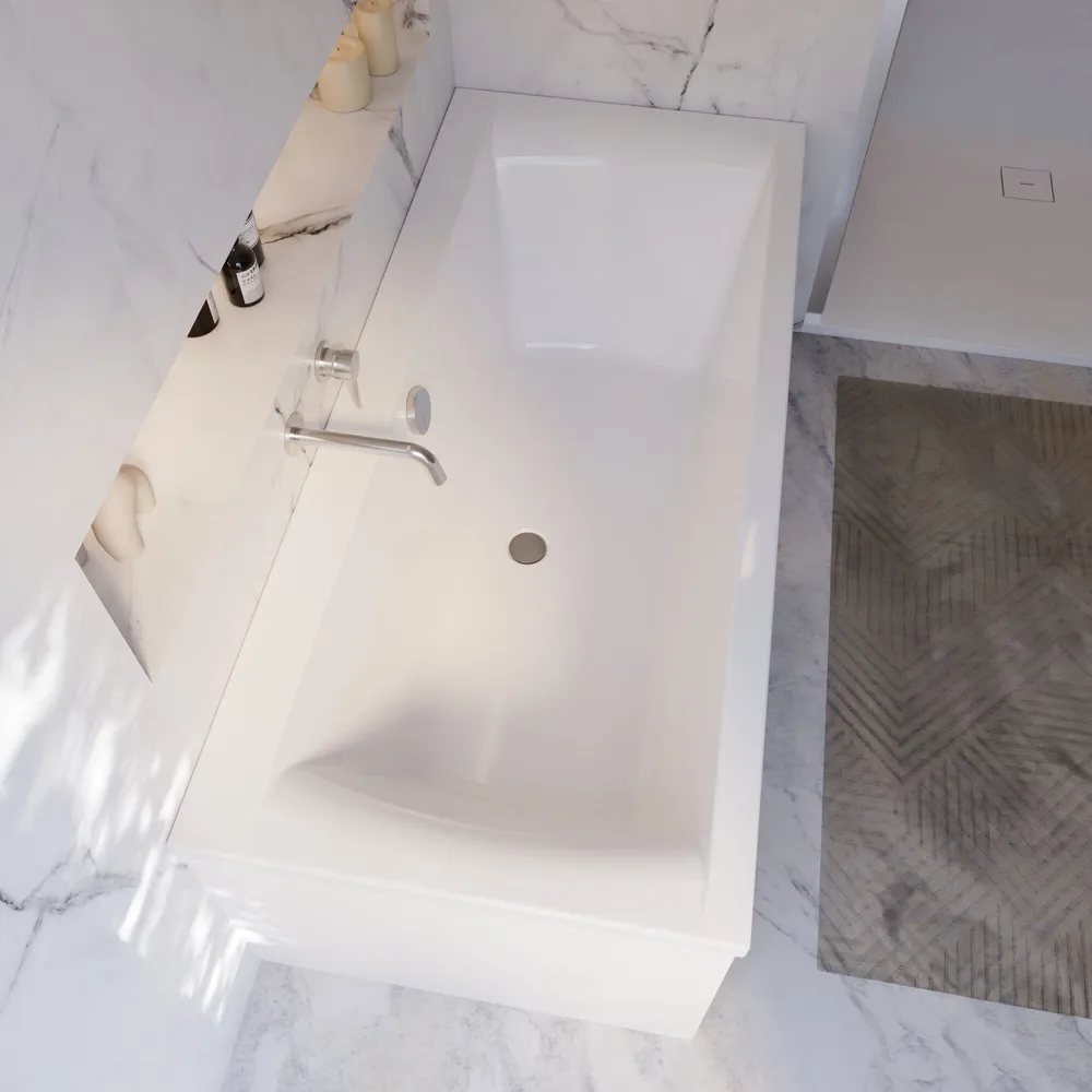 Ambiente Bild. Eingebaute Badewanne von schräg oben